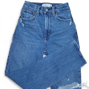 Abercrombie & Fitch Curve Love Ultra High Rise 90s Straight Jean